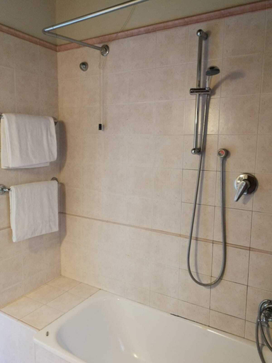 Bathroom 5, Villa Rucellai, Prato