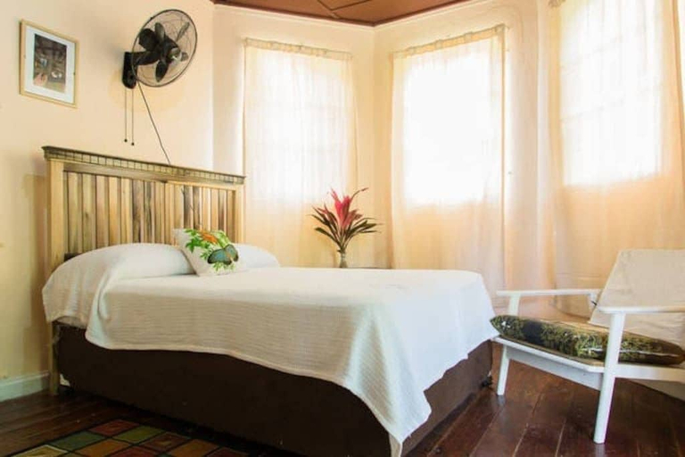 Bedroom 3, The Grand Sinopia Inn Portland