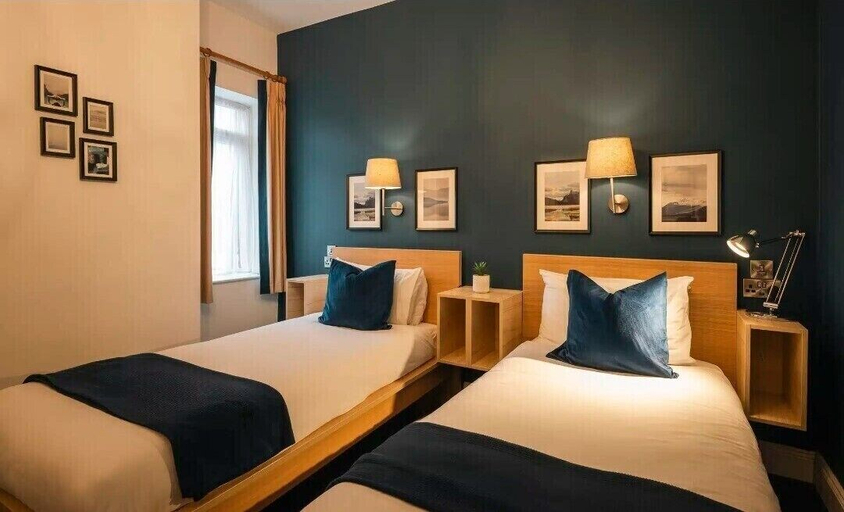 Bedroom 3, Celtic Lodge Guesthouse - Restaurant & Bar, Dublin
