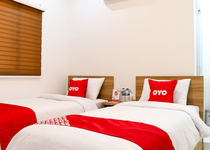 Bedroom 1, Hotel O Monalisa Residence And Cafe, Padang