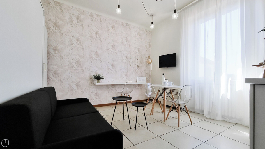 Others 5, Italianway - Gallura 9, Milano