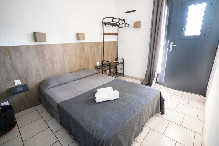Bedroom 4, Clos la Verdiere, Bouches-du-Rhône