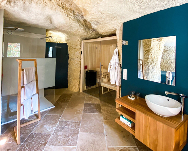 Bathroom 5, Château de Nazelles Amboise, Indre-et-Loire