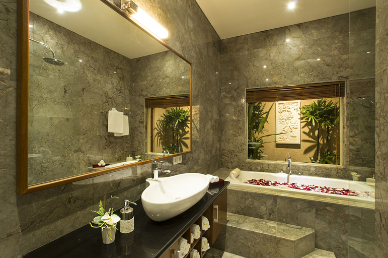 Bathroom 4, The Oasis Retreat Seminyak, Badung