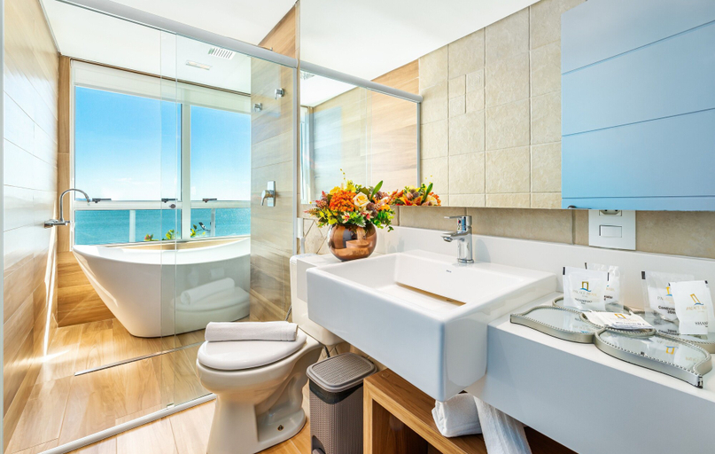Bathroom 4, Palace Praia Hotel, Florianopolis