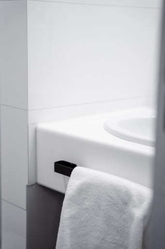 Bathroom 4, Hotel National, Antwerpen