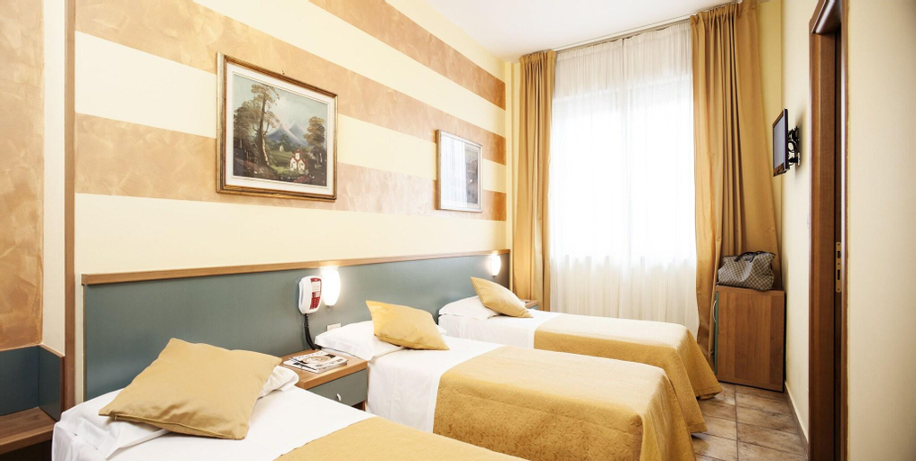 Bedroom 12