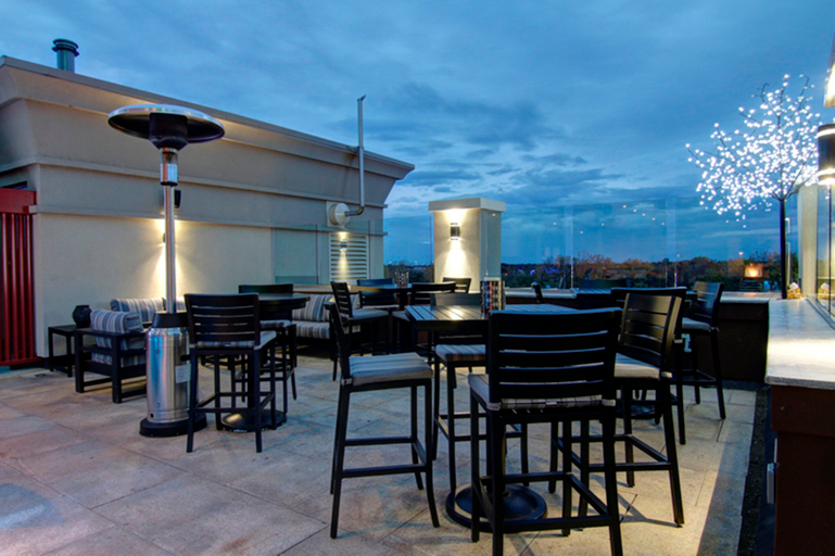 Food & Drinks 5, Holiday Inn & Suites ST. CATHARINES CONF CTR by IHG, Niagara