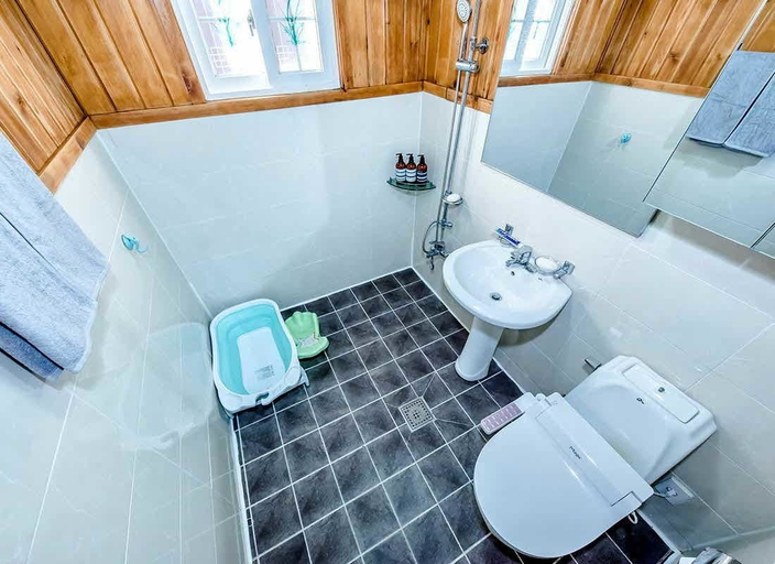 Bathroom 3, Toggine Pension, Jeju