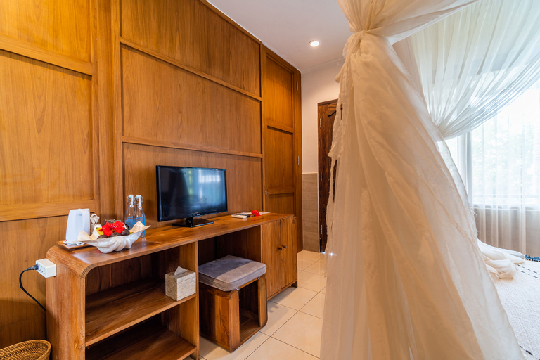 Bedroom 12