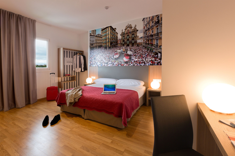 Bedroom 5, IRAIPE PAMPLONA HOSTAL, Navarra