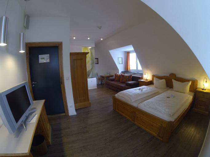 Bedroom 2, Hotel Landgasthof Köchlin, Lindau (Bodensee)
