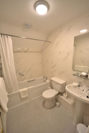 Bathroom 4, Herbert House