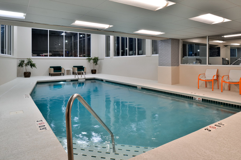Sport & Beauty 3, Holiday Inn & Suites OVERLAND PARK-CONV CTR by IHG, Kansas City