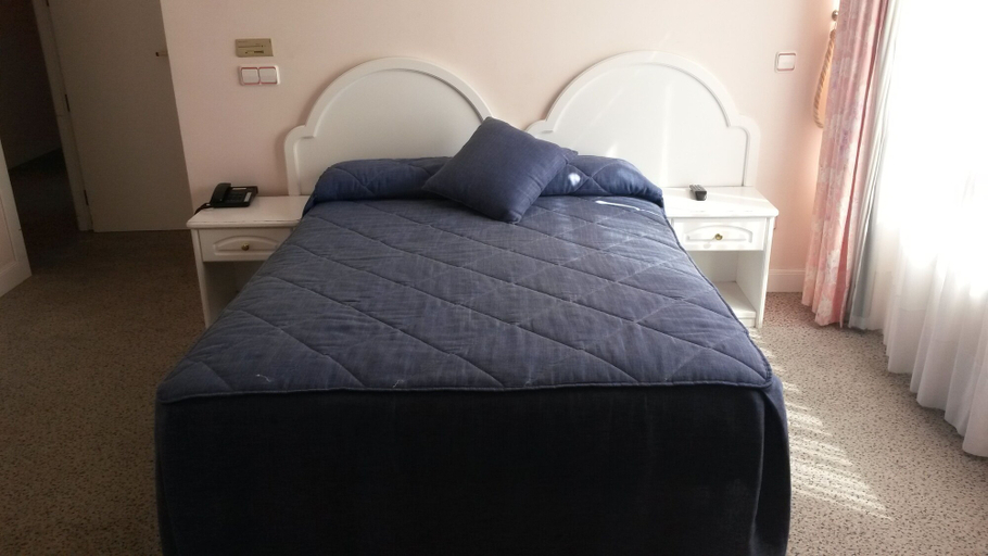 Bedroom 3, Pension De la Hoz, Cantabria