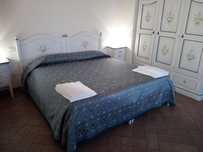 Bedroom 2, Agriturismo BB Mambrotta, Verona