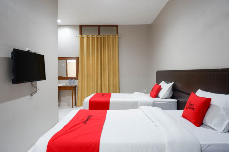 Bedroom 13
