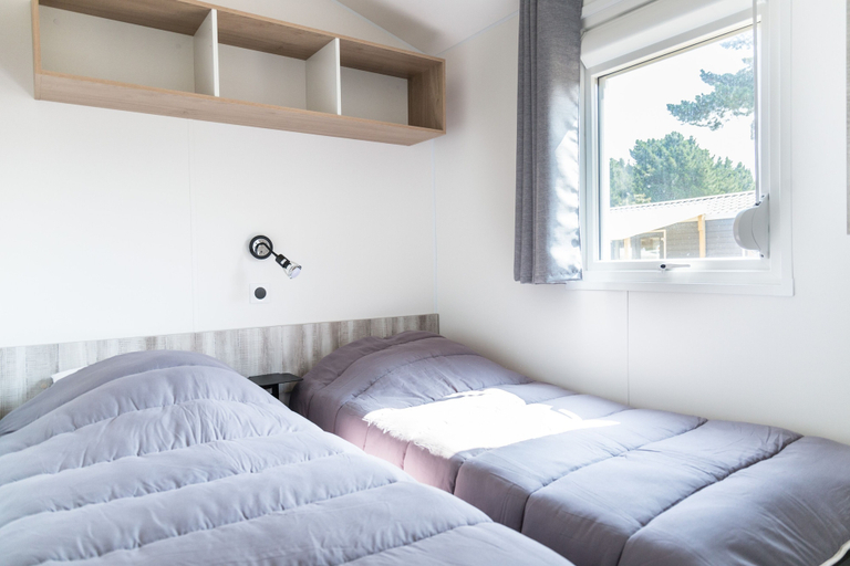 Bedroom 2, Camping Emeraude, Ille-et-Vilaine