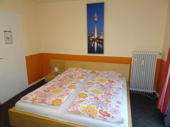 Bedroom 4, Gästehaus Grupello, Düsseldorf