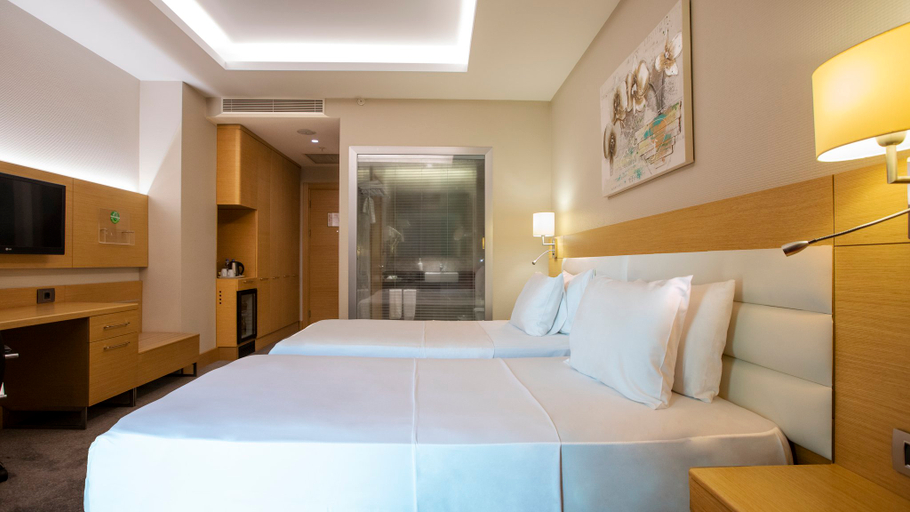 Bedroom 4, Holiday Inn ANKARA - CUKURAMBAR by IHG, Çankaya