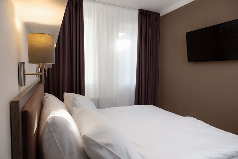 Bedroom 3, SKY Hotel Prague, Praha 6