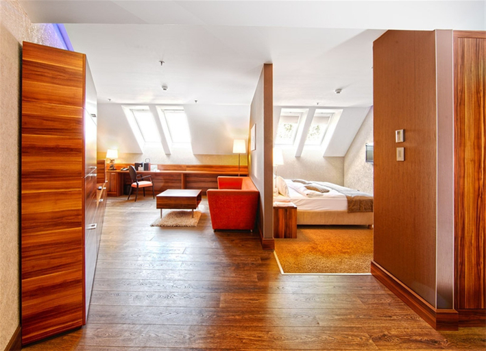 Bedroom 4, Holiday Inn TRNAVA by IHG, Trnava