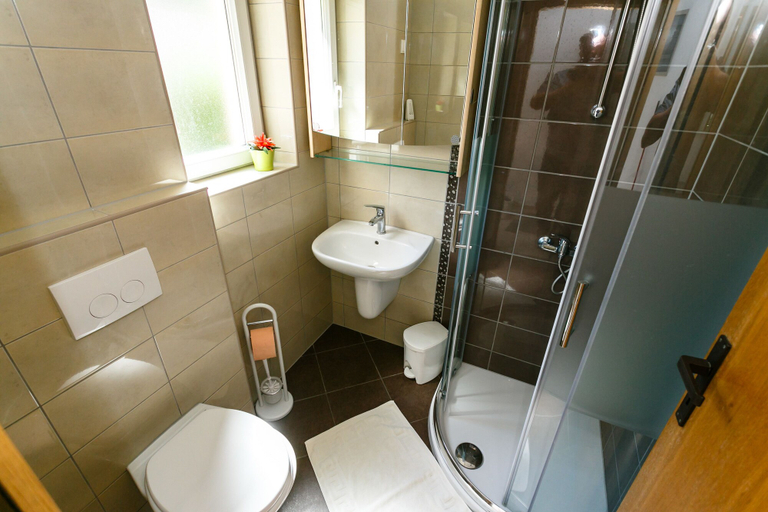 Bathroom, Apartments Valencic, Punat