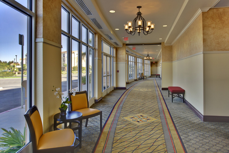 Others 2, Holiday Inn & Suites BAKERSFIELD by IHG, Kern