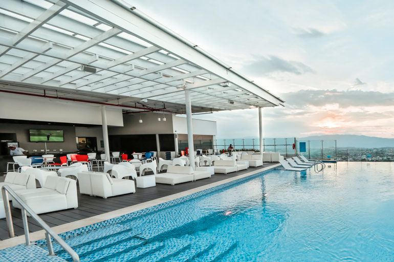 Sport & Beauty 2, Holiday Inn BUCARAMANGA CACIQUE by IHG, Bucaramanga