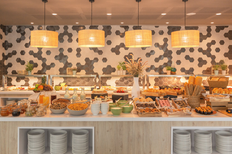 Food & Drinks 5, Holiday Inn BARCELONA - SANT CUGAT by IHG, Barcelona