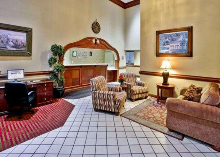 Public Area, Quality Inn & Suites Somerset Downtown, Pulaski
