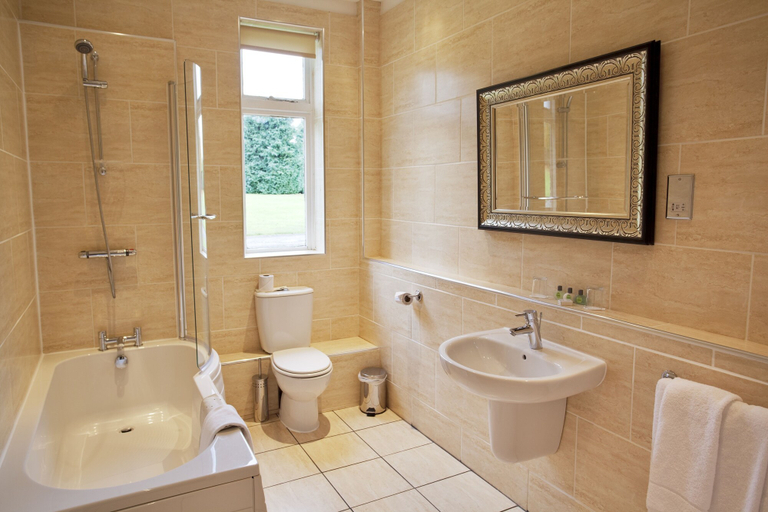Bathroom 4, Walworth Castle Hotel, BW Signature Collection, Darlington