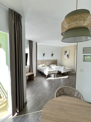 Bedroom 2, The Palm Star Ibiza - Adults Only, Baleares