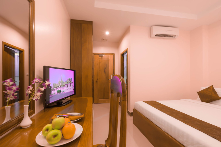 Bedroom 3, Kirirom Crystal Hotel, Phnom Penh
