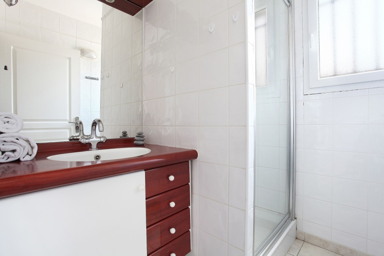 Bathroom, Résidence Prestige Clos Bonaventure, Var