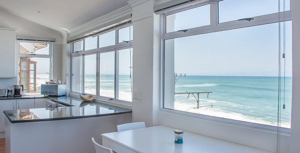 Others 4, Oceanfront Penthouse, City of Cape Town