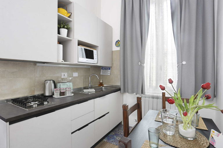 Others 4, Short-Let Florence Il Granduca Apartment, Florence