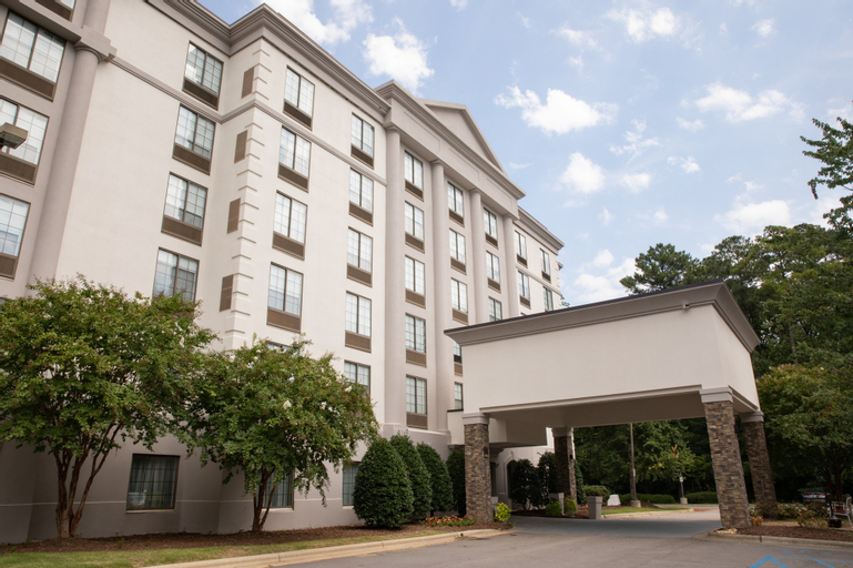 Holiday Inn & Suites RALEIGH-CARY (I-40 @WALNUT ST), Wake