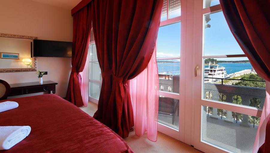 Bedroom 3, Arbiana Heritage Hotel, Lopar/Supetarska Draga