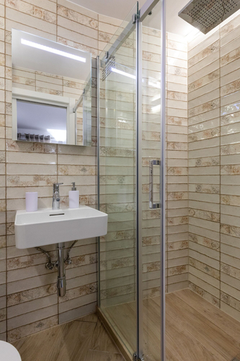 Bathroom 3, Apartment & Rooms Palmotta, Dubrovnik
