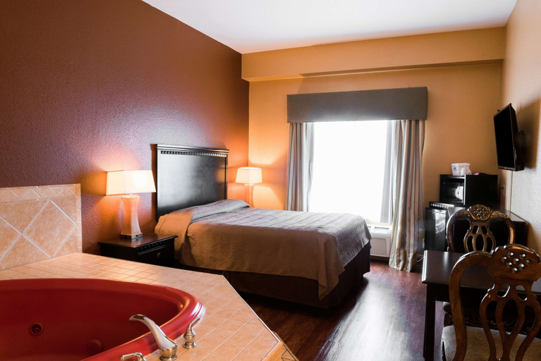 Bedroom 3, Americas Best Value Inn & Suites Griffin, Spalding