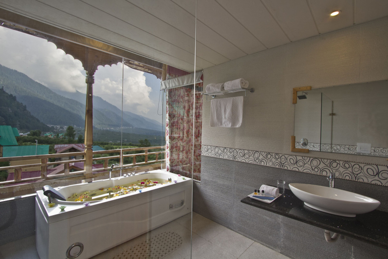 Bathroom 5, Snow Flakes Resort And Spa Centrally Heated Luxury Resort, Kullu