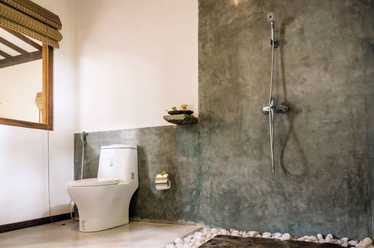Bathroom 5, Garcinia Leaf, Hikkaduwa