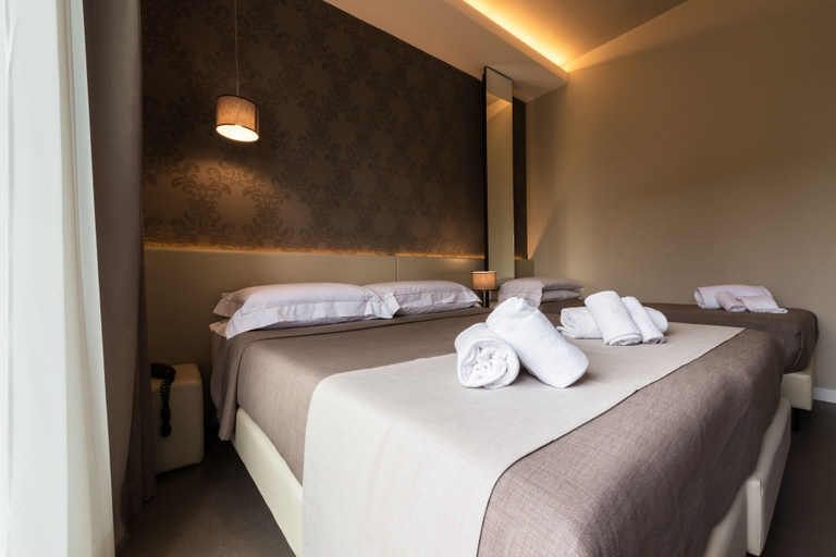 Bedroom 3, Hotel Palazzo Del Garda & Spa, Brescia