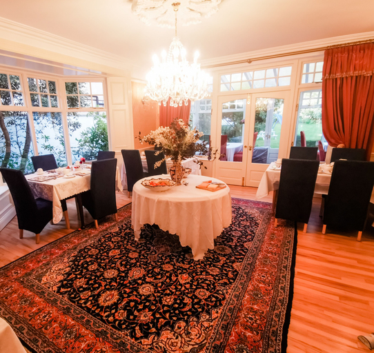 Food & Drinks, Herbert House