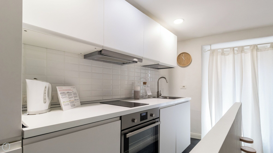 Others 4, Italianway - Pasubio 12, Milano