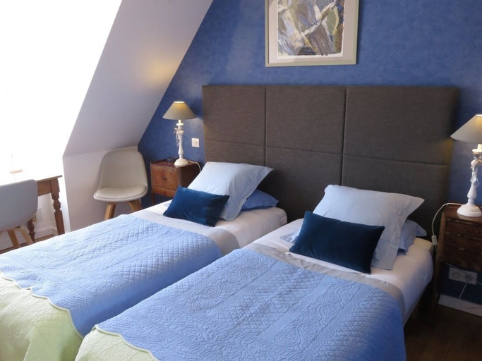 Bedroom 2, A la Maison du Héron, Nord