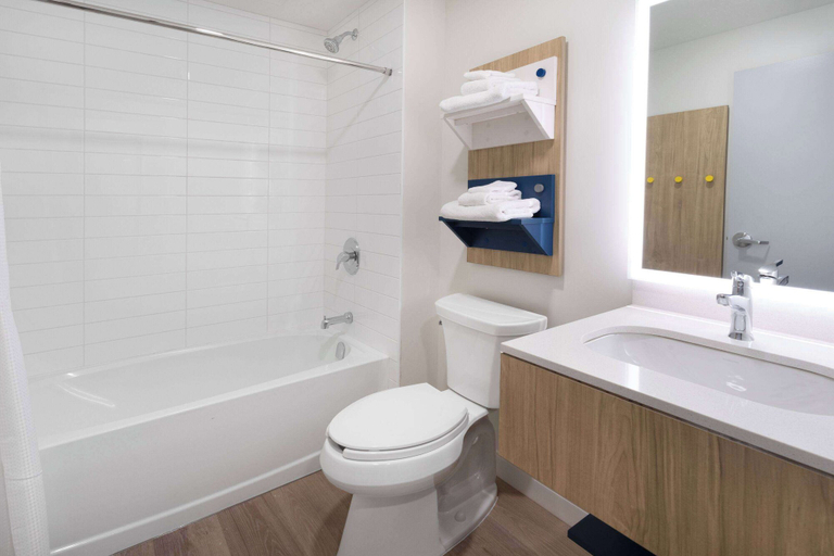 Bathroom 4, Microtel Inn & Suites by Wyndham Summerside, Prince