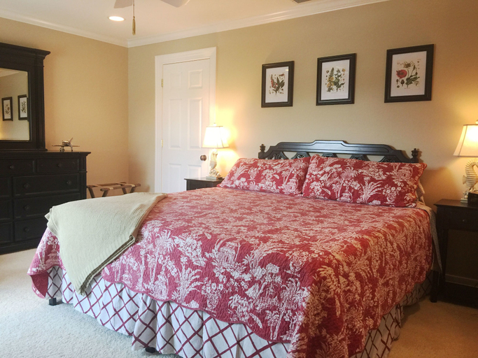 Bedroom 3, The B & B at Queenslake, Scott
