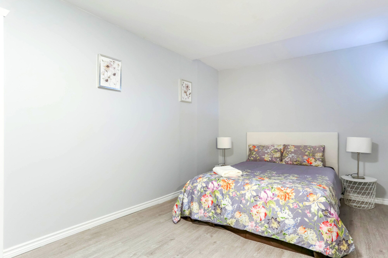 Bedroom 3, Family Home-Metrotown by Elevate Rooms, Greater Vancouver